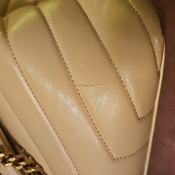 Authentic Saint Laurent Medium Loulou Shoulder Bag - Picture 13 of 17